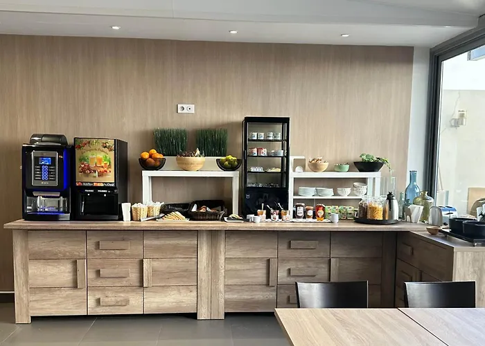 B&B Hotel Antibes Juan-Les-Pins